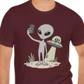 Alien Selfie T-shirt