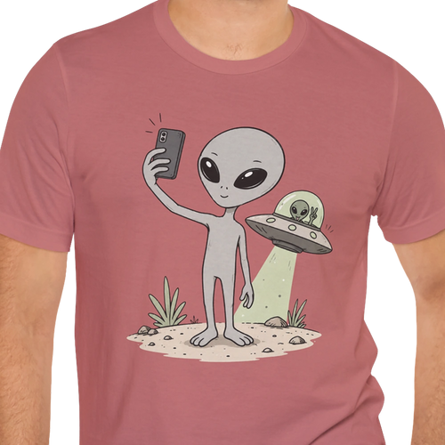 Alien Selfie T-shirt