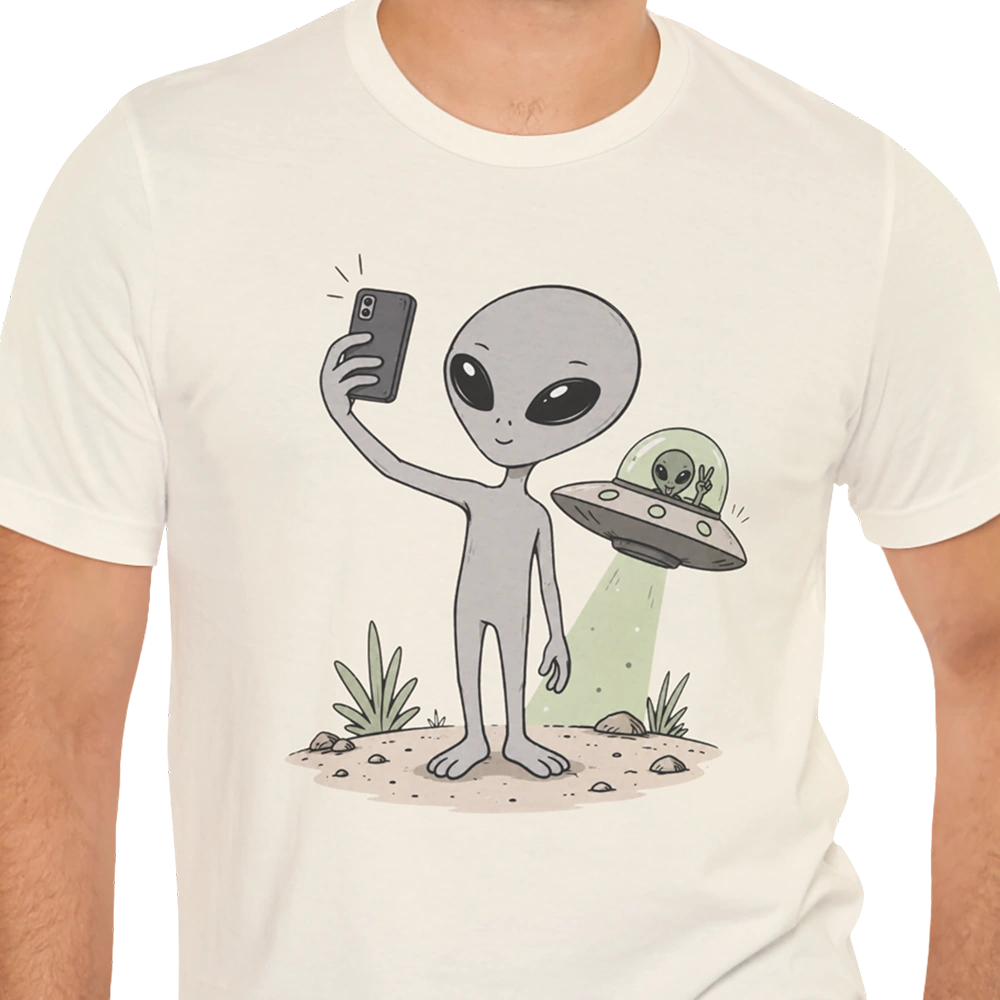 Alien Selfie T-shirt